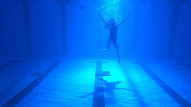 12 Feet Deep - Gefangen im Wasser ⋆ Geek Germany